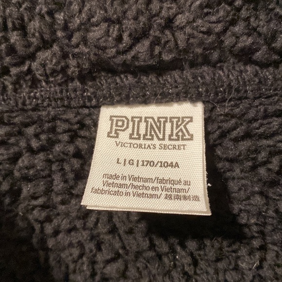 Victoria’s Secret PINK L Black Teddy Fleece Jacket - Picture 3 of 7